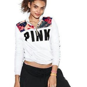 VS PINK QUARTER ZIP
